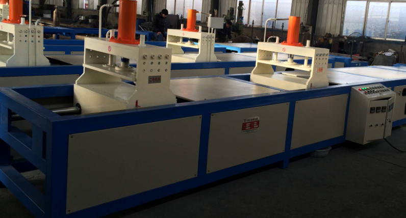 玻璃钢拉挤设备的特点